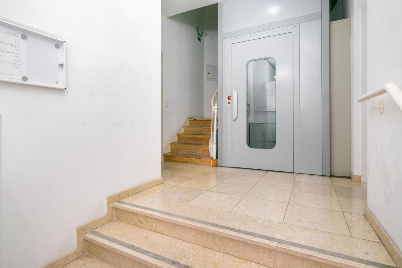Whome Premium Family Apartment W/ Lift, Ac & Barbecue Lisboa Екстериор снимка